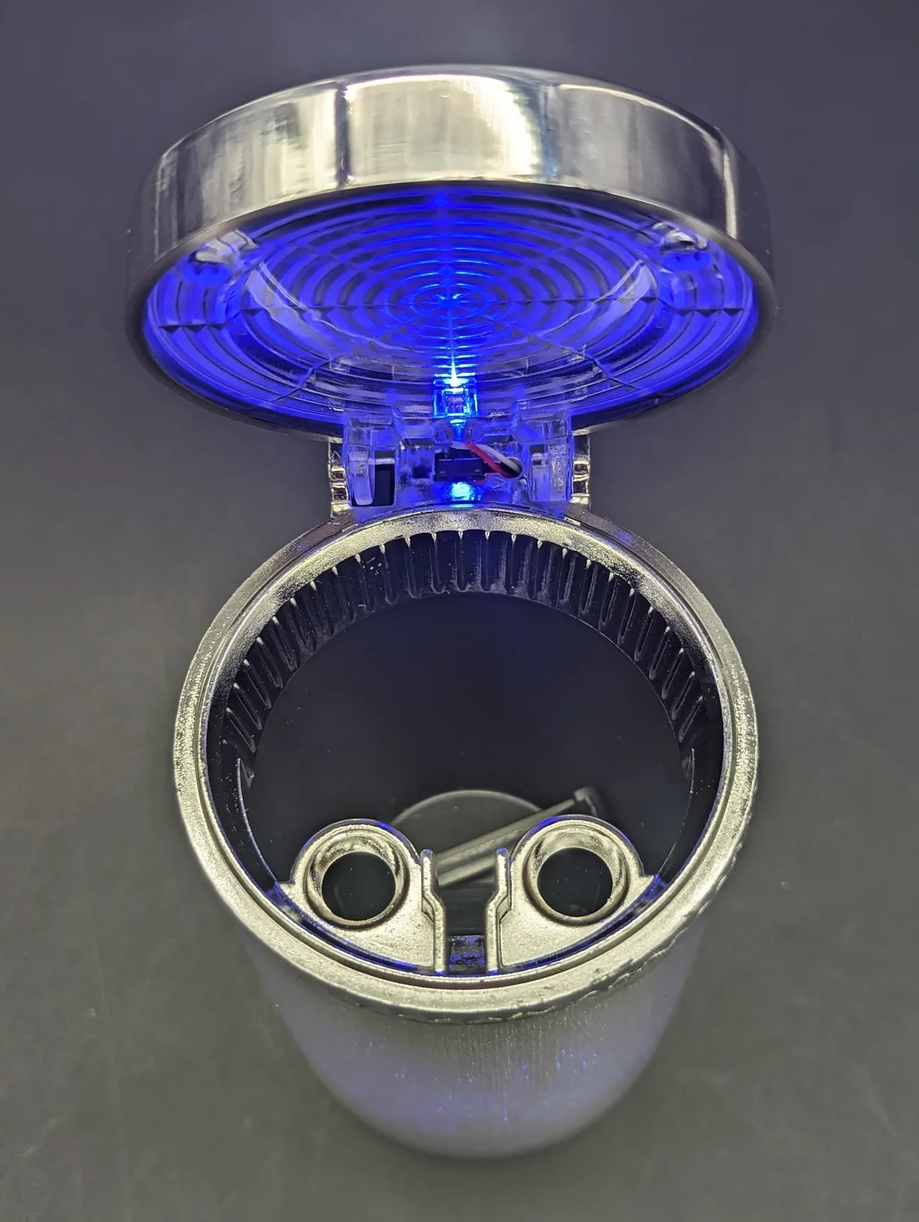 SMOKEZILLA LIGHT SHOW LIGHT-UP BUTT BUCKET | 5"