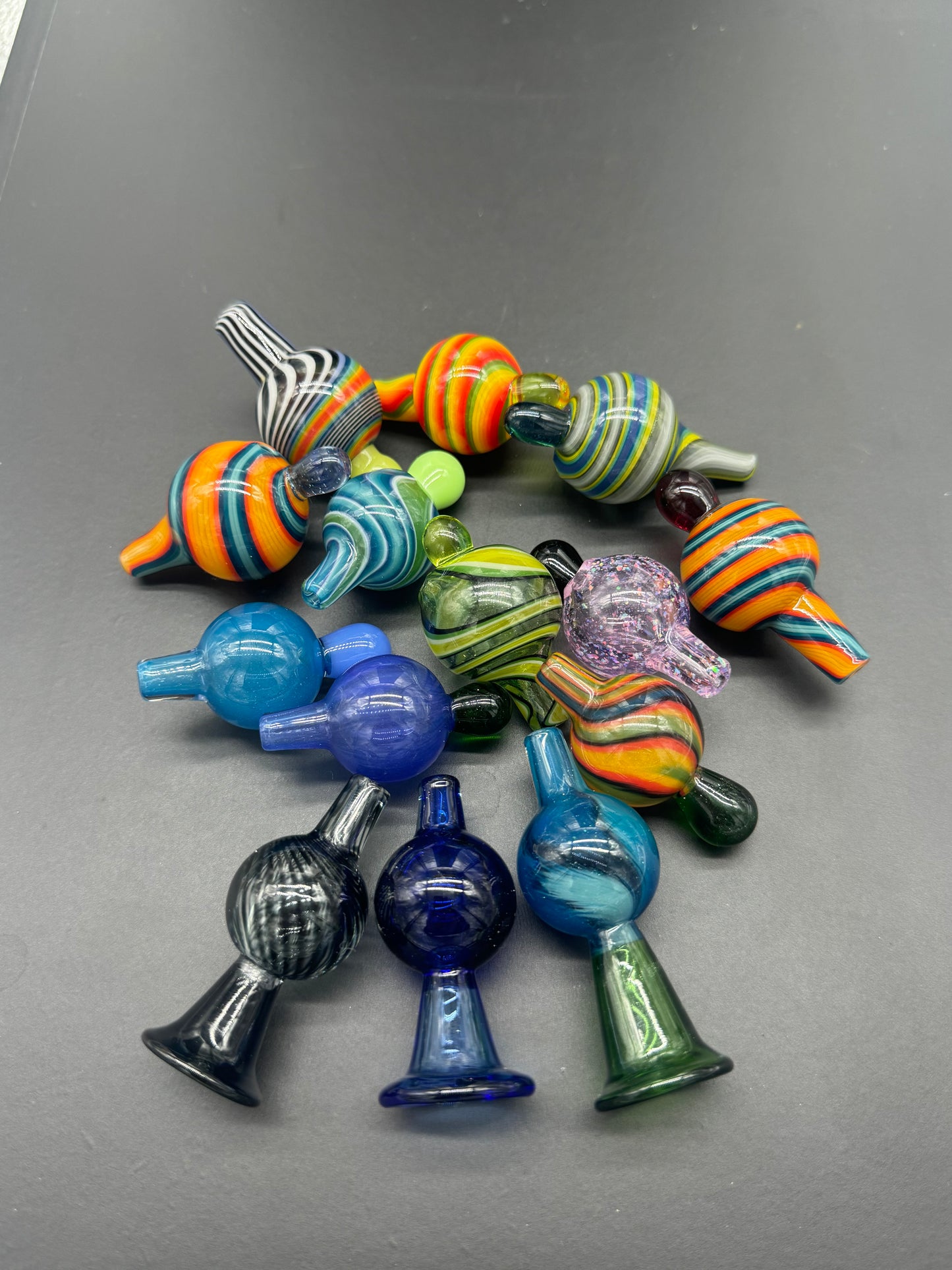 Bubble caps mixed artist