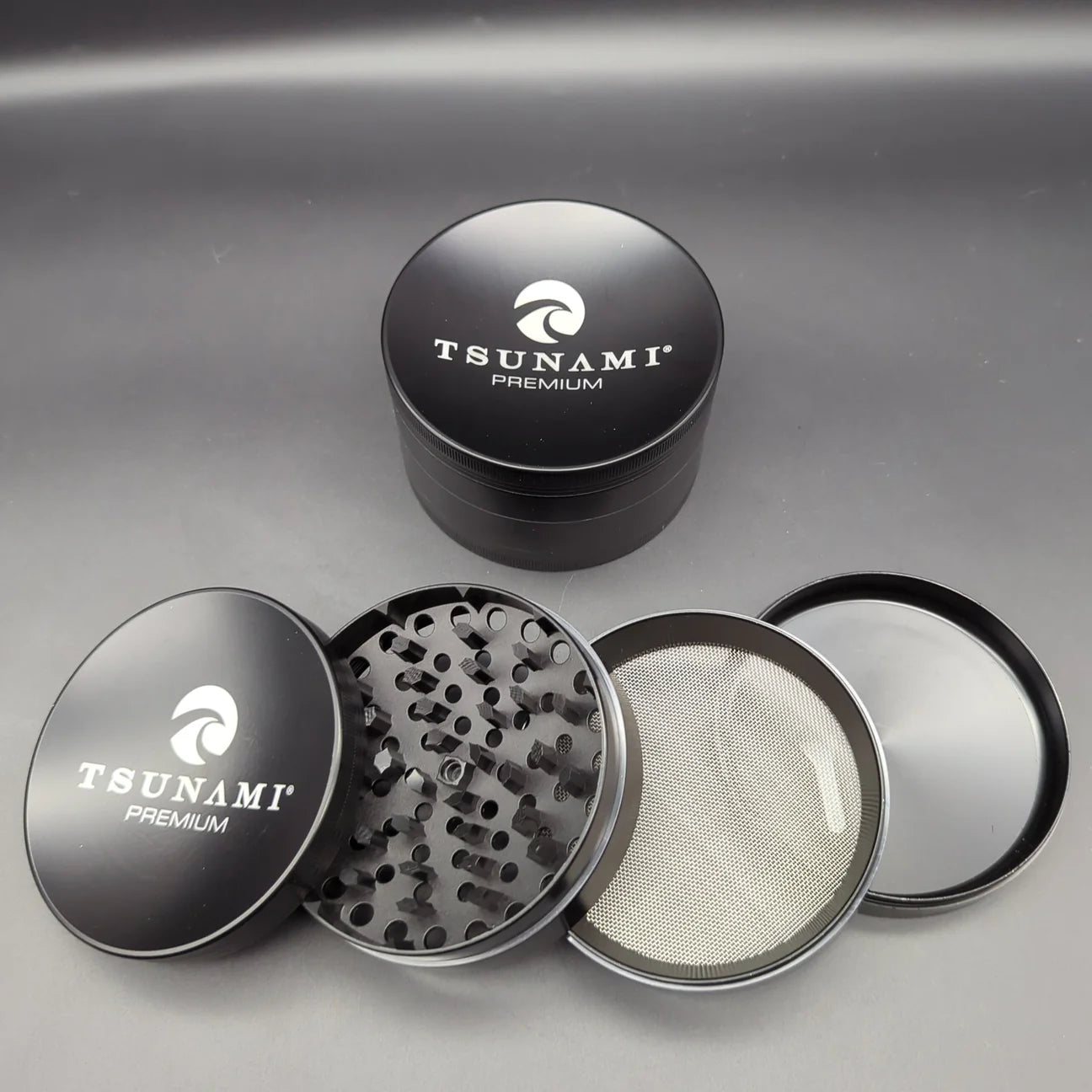 TSUNAMI DRY HERB GRINDER 4 PIECE 100MM (XL)