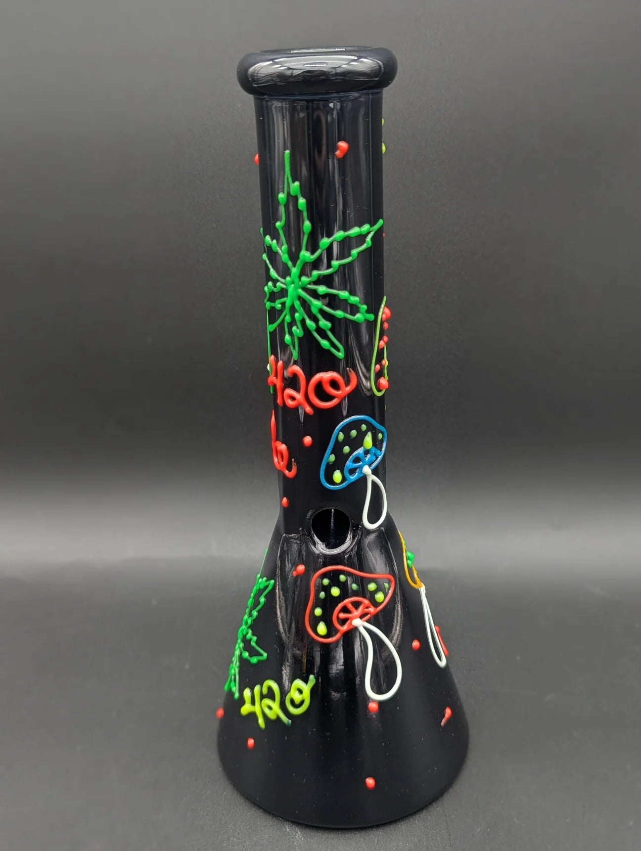 GLOW IN THE DARK 420 MUSHROOM BEAKER| 9.5"