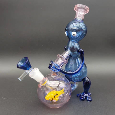 Alien Smoking a Goldfish 9" Recycler Bong